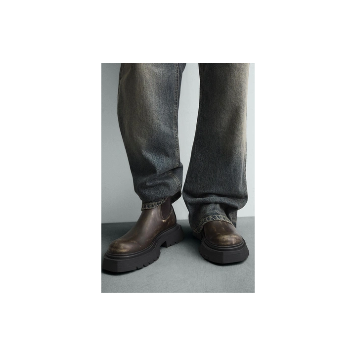 БОТИНКИ ЧЕЛСИ НА ОБЪЕМНОЙ ПОДОШВЕ С ЭФФЕКТОМ ПОТЕРТОСТИ