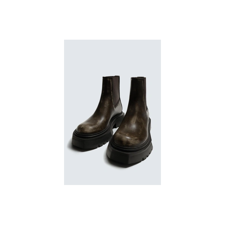 БОТИНКИ ЧЕЛСИ НА ОБЪЕМНОЙ ПОДОШВЕ С ЭФФЕКТОМ ПОТЕРТОСТИ