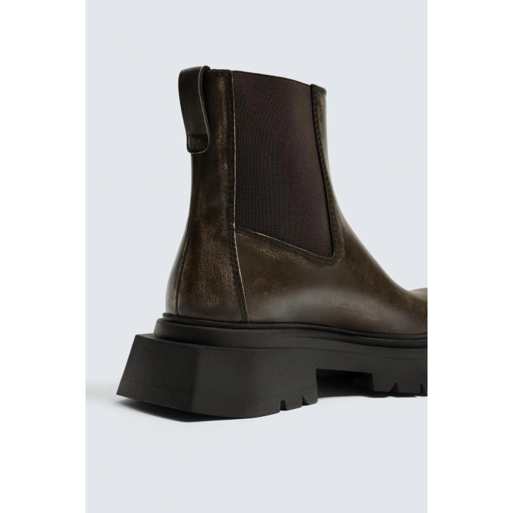 БОТИНКИ ЧЕЛСИ НА ОБЪЕМНОЙ ПОДОШВЕ С ЭФФЕКТОМ ПОТЕРТОСТИ