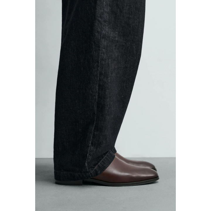 БОТИНКИ ЧЕЛСИ С ОСТРЫМ НОСОМ