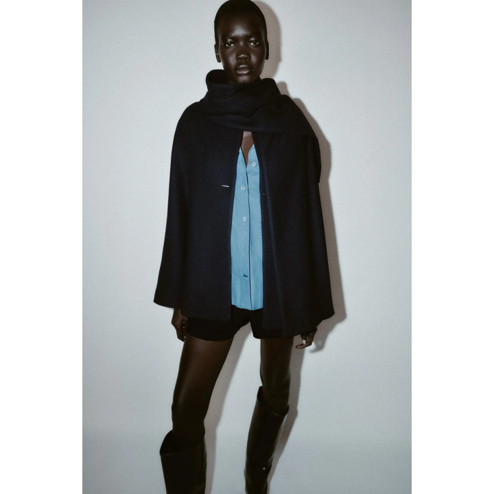 КОРОТКОЕ ПАЛЬТО ИЗ СМЕСОВОЙ ШЕРСТИ С ШАРФОМ