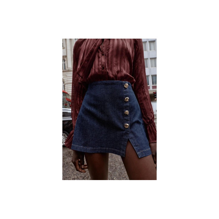 КОРОТКОЕ ПАЛЬТО ИЗ СМЕСОВОЙ ШЕРСТИ С ШАРФОМ