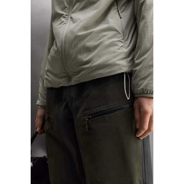 КОРОТКОЕ ПАЛЬТО ИЗ СМЕСОВОЙ ШЕРСТИ С ВОРОТНИКОМ-СТОЙКОЙ