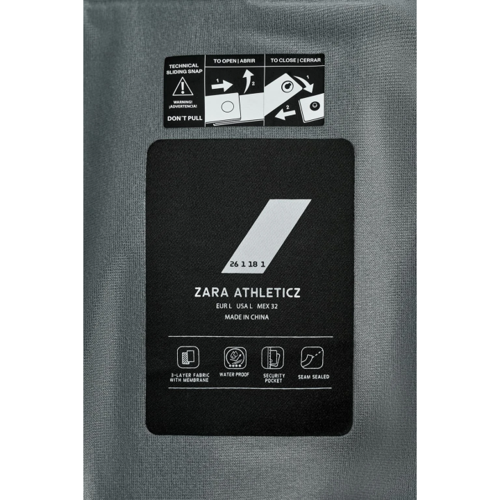 КОРОТКОЕ ПАЛЬТО ИЗ СМЕСОВОЙ ШЕРСТИ С ВОРОТНИКОМ-СТОЙКОЙ