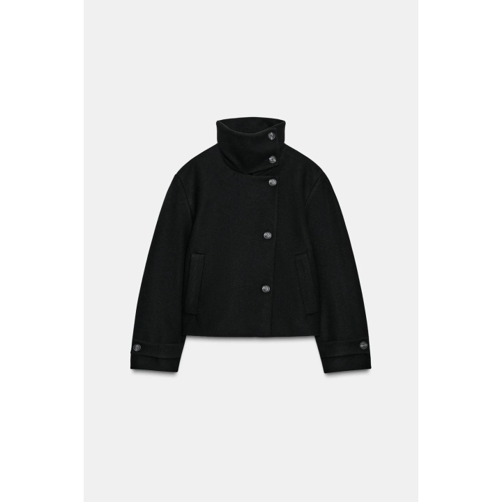 КОРОТКОЕ ПАЛЬТО С ВЫСОКИМ ВОРОТНИКОМ