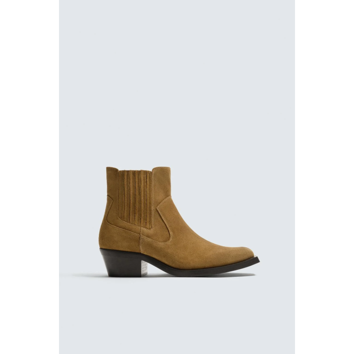 КОРОТКИЕ КОВБОЙСКИЕ БОТИНКИ ИЗ КОЖИ, ОГРАНИЧЕННАЯ СЕРИЯ