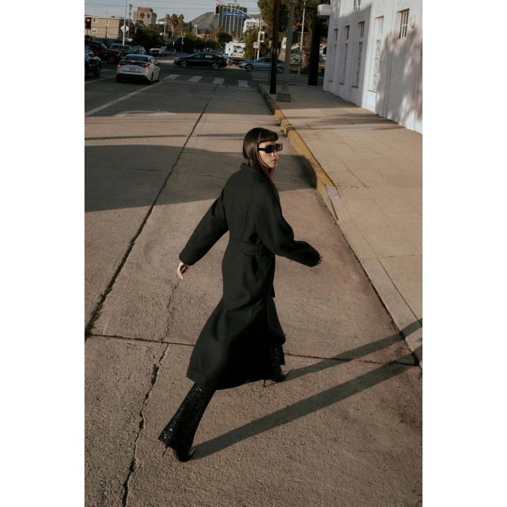 Пальто из шерсти с высоким воротом