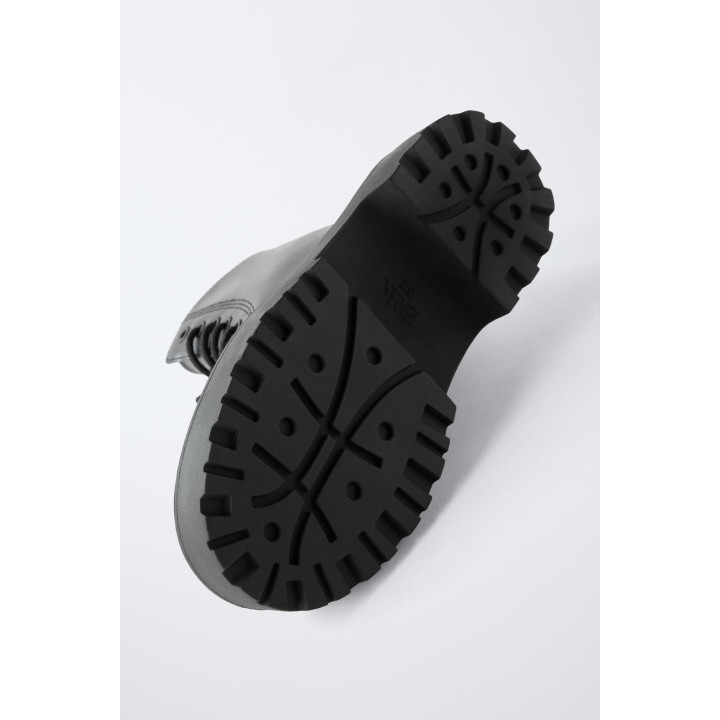 БОТИНКИ СО ШНУРОВКОЙ