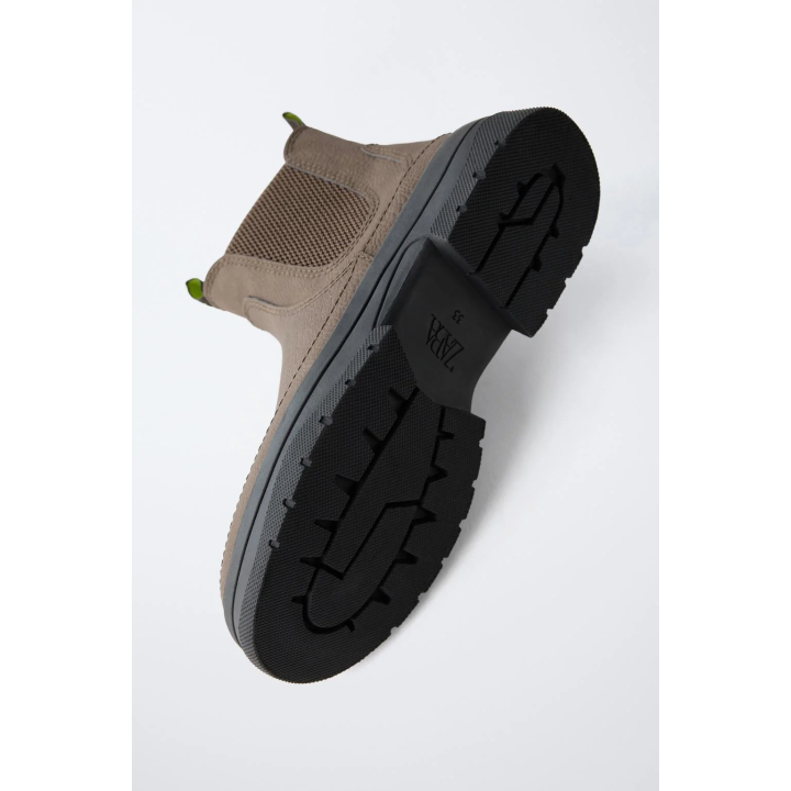 БОТИНКИ С ПЕТЕЛЬКАМИ