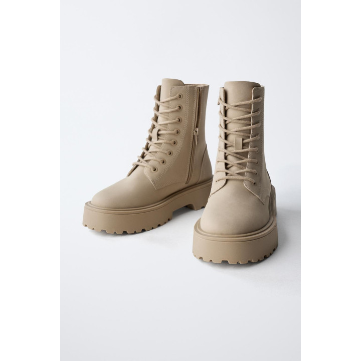 БОТИНКИ СО ШНУРОВКОЙ