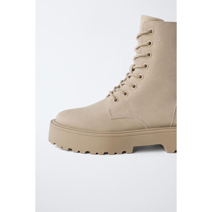 БОТИНКИ СО ШНУРОВКОЙ