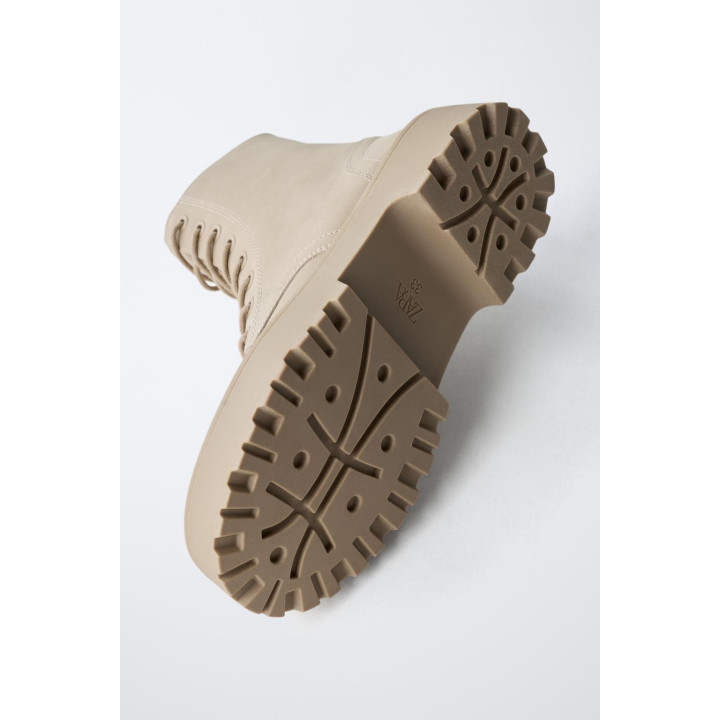 БОТИНКИ СО ШНУРОВКОЙ