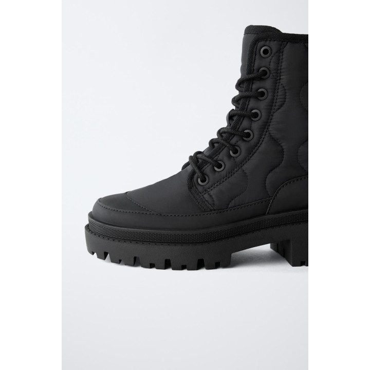 СТЕГАНЫЕ БОТИНКИ НА ШНУРОВКЕ