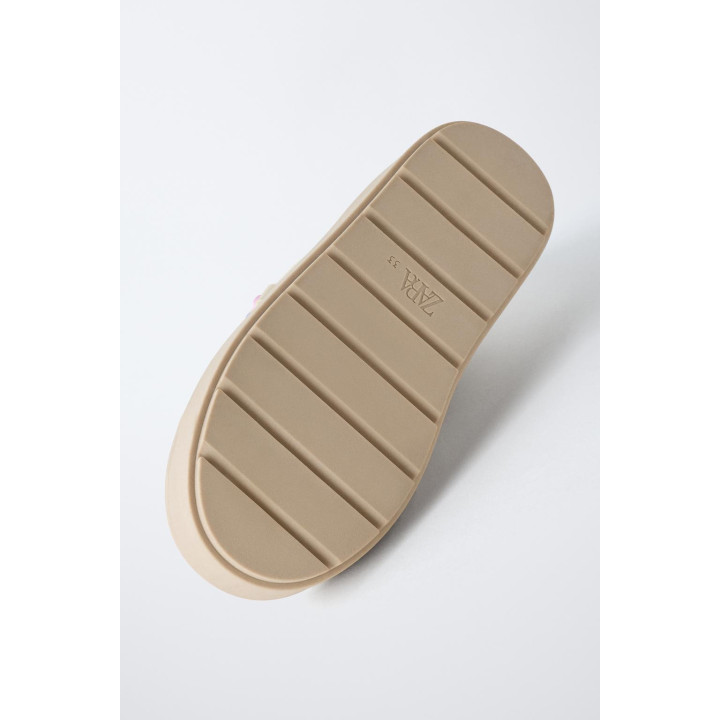 БОТИНКИ С БИСЕРОМ И ИСКУССТВЕННЫМ МЕХОМ