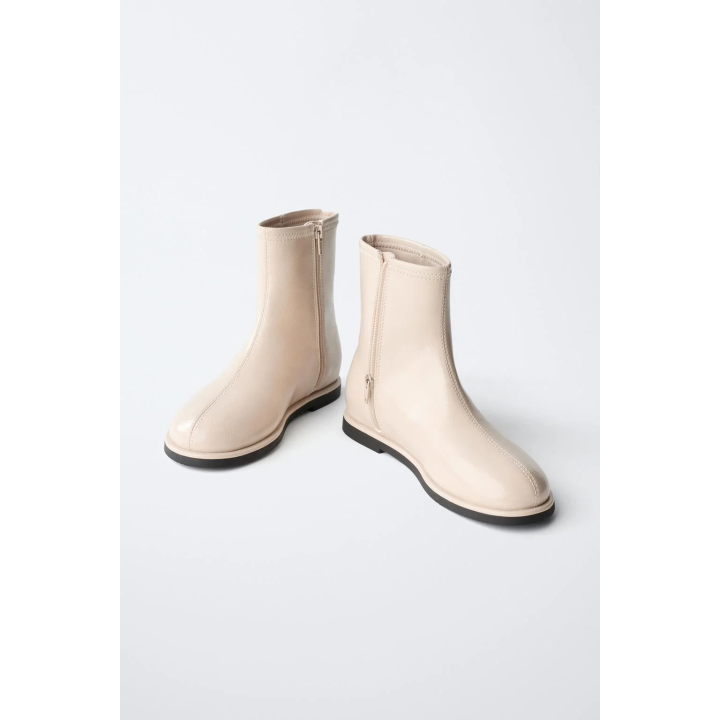 ЛАКИРОВАННЫЕ БОТИЛЬОНЫ ЦВЕТА ЭКРЮ