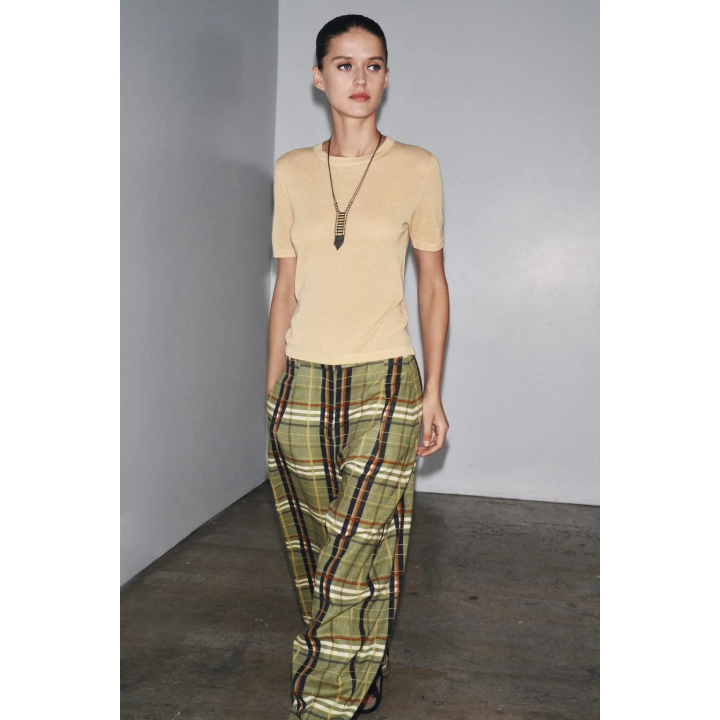 ТРИКОТАЖНЫЙ ТОП ИЗ ЛЬНА С КОРОТКИМИ РУКАВАМИ