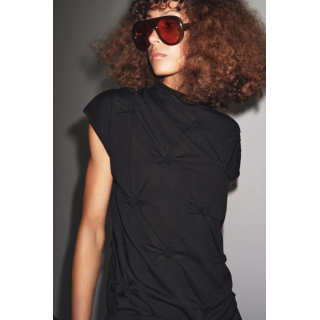 ТРИКОТАЖНЫЙ ТОП С УЗЛАМИ