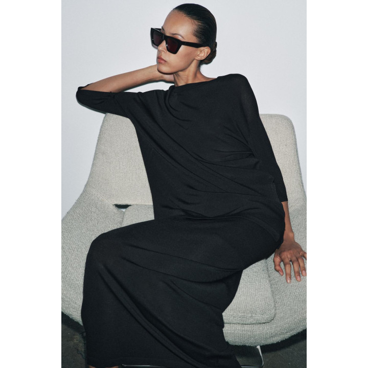 ОДНОТОННЫЙ ДЖЕМПЕР ОВЕРСАЙЗ