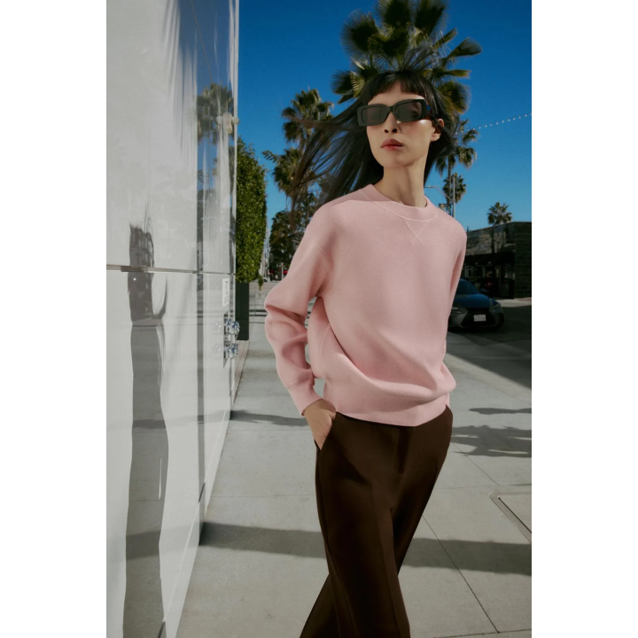 ОДНОТОННЫЙ СВИТЕР