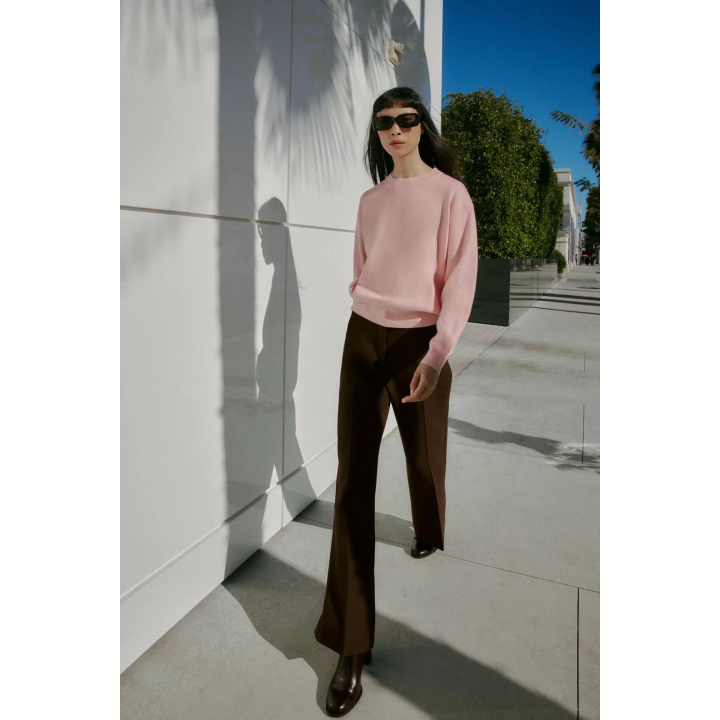 ОДНОТОННЫЙ СВИТЕР