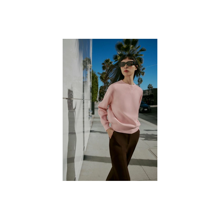 ОДНОТОННЫЙ СВИТЕР