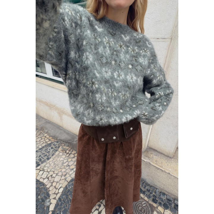 ЖАККАРДОВЫЙ СВИТЕР ИЗ ТРИКОТАЖА С ВОРСОМ