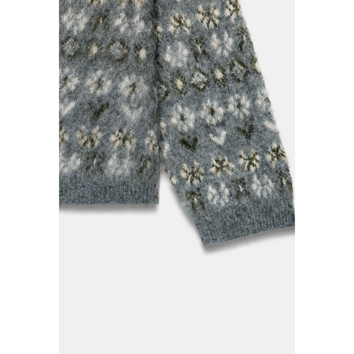 ЖАККАРДОВЫЙ СВИТЕР ИЗ ТРИКОТАЖА С ВОРСОМ