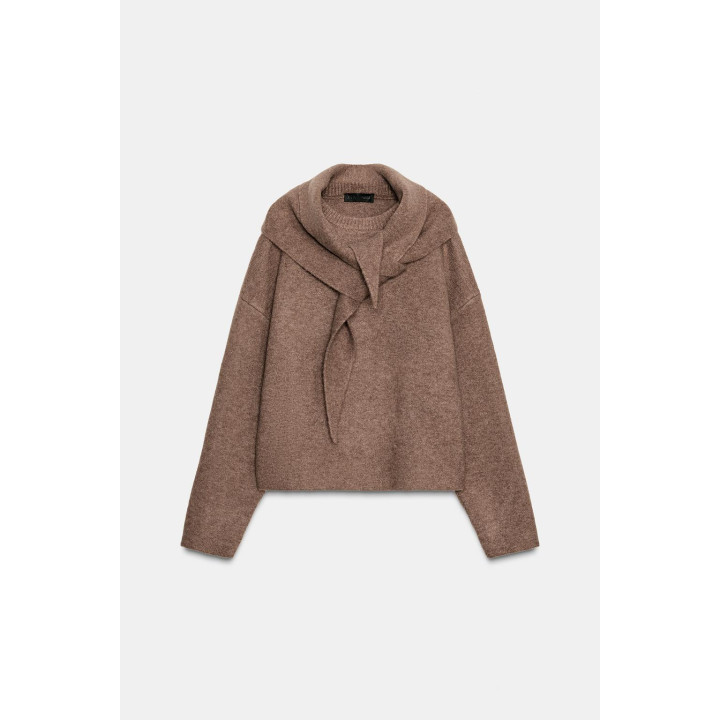 СВИТЕР С ШАРФОМ