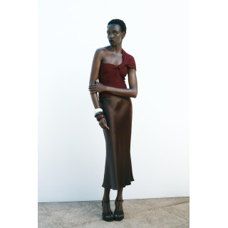 АТЛАСНАЯ ЮБКА МИДИ