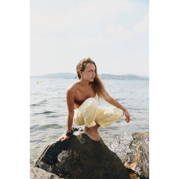 БРЮКИ ЧИНОС С ПЛЕТЕНЫМ РЕМНЕМ