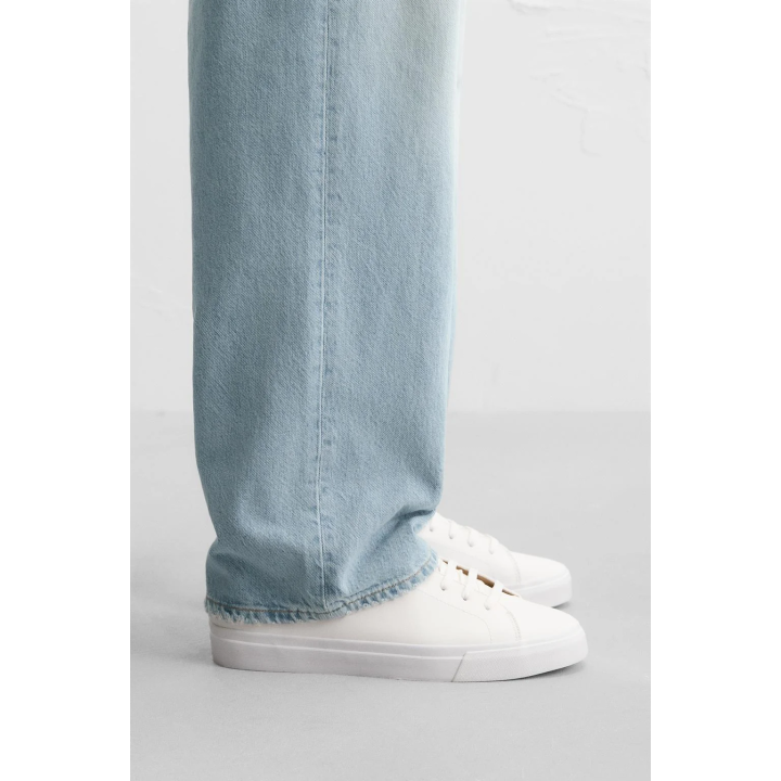 БАЗОВЫЕ КРОССОВКИ