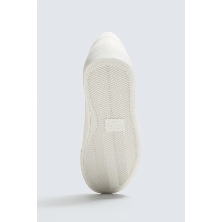 БАЗОВЫЕ КРОССОВКИ