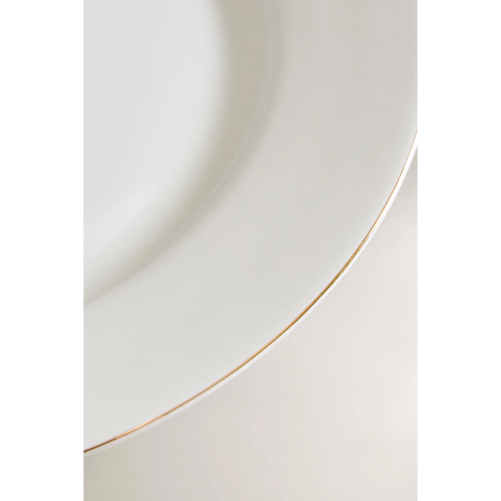 RIMMED BONE CHINA DINNER PLATE