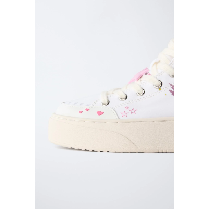 СПОРТИВНЫЕ БОТИНКИ С ПРИНТОМ