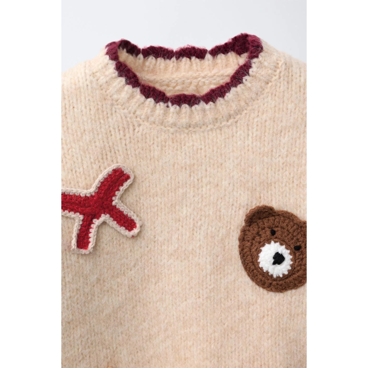 ВЯЗАНЫЙ ДЖЕМПЕР С НАШИВКАМИ КРЮЧКОМ