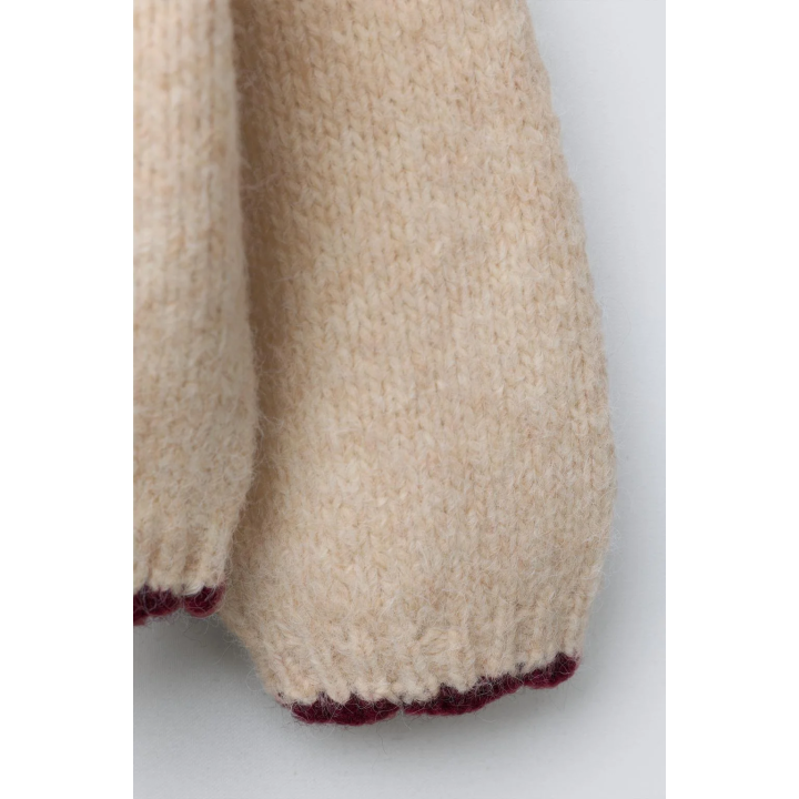 ВЯЗАНЫЙ ДЖЕМПЕР С НАШИВКАМИ КРЮЧКОМ