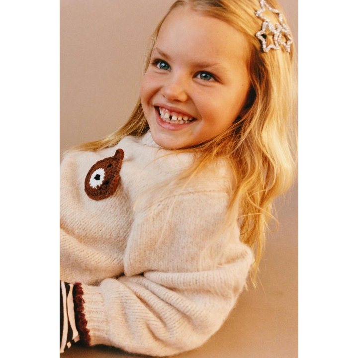 ВЯЗАНЫЙ ДЖЕМПЕР С НАШИВКАМИ КРЮЧКОМ