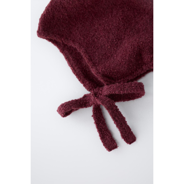 ТРИКОТАЖНЫЙ ЧЕПЧИК С ПОМПОНОМ