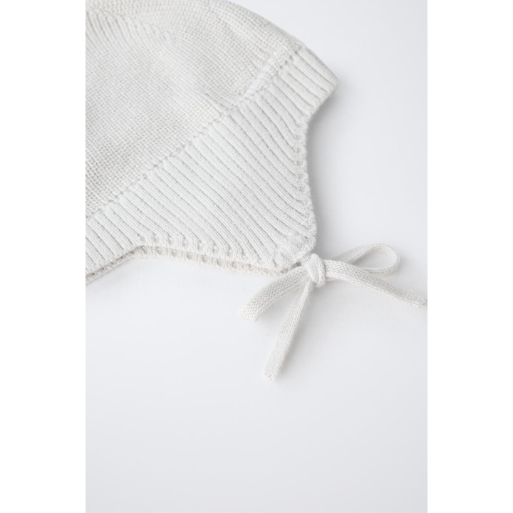 ТРИКОТАЖНЫЙ ЧЕПЧИК С ЖЕМЧУЖНЫМ УЗОРОМ