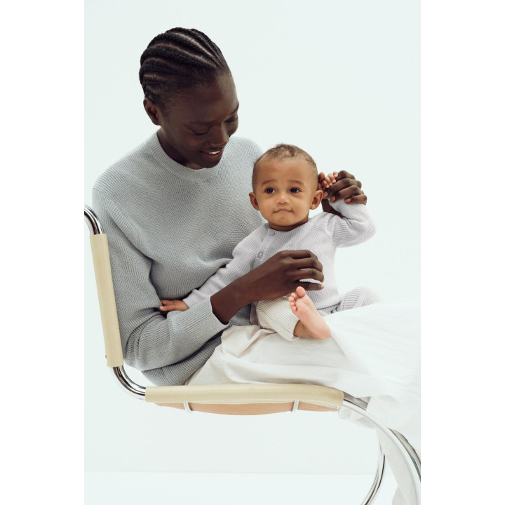 ЖЕМЧУЖНЫЙ ТРИКОТАЖНЫЙ КОМБИНЕЗОН СО СЛОНОМ