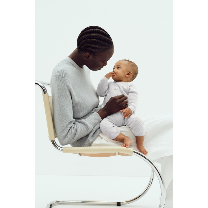 ЖЕМЧУЖНЫЙ ТРИКОТАЖНЫЙ КОМБИНЕЗОН СО СЛОНОМ