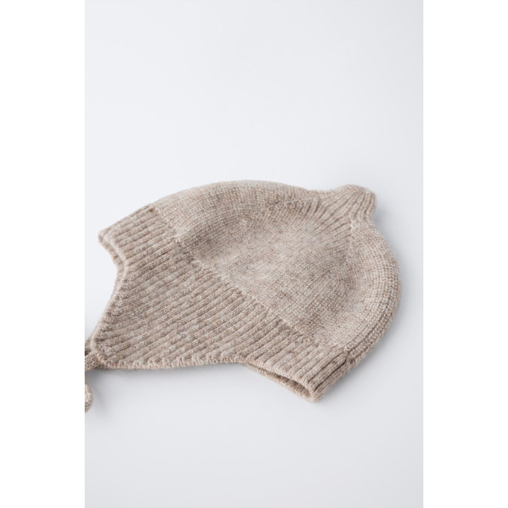 ШАПКА С ОСТРЫМ КОНЦОМ ИЗ ШЕРСТИ И КАШЕМИРА