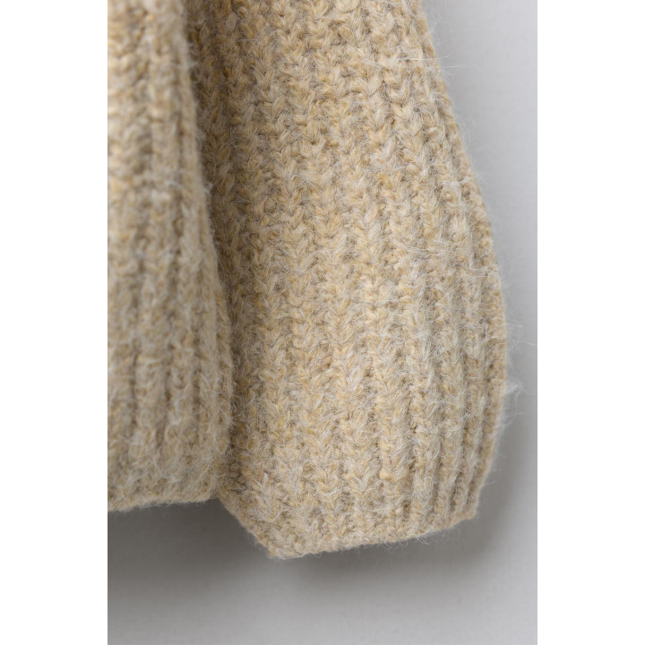 ВЯЗАНЫЙ КАРДИГАН С НАВЕСНЫМИ ПЕТЛЯМИ