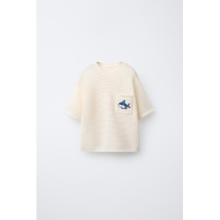 ТРИКОТАЖНАЯ ФУТБОЛКА С ВЫШИВКОЙ «АКУЛА»