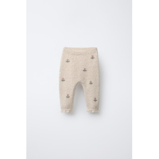 БРЮКИ С ВЫШИВКОЙ В ВИДЕ ЦВЕТОВ