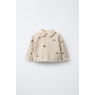 ВЯЗАНЫЙ ДЖЕМПЕР С ВЫШИВКОЙ В ВИДЕ ЦВЕТОВ