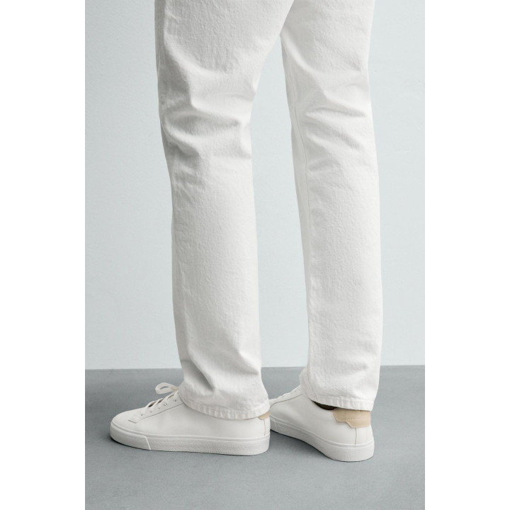 БАЗОВЫЕ КРОССОВКИ