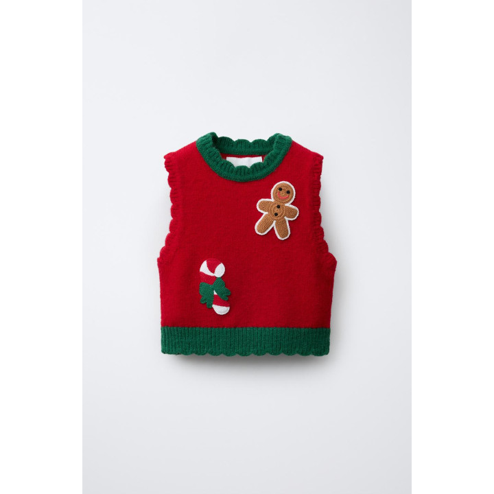 ВЯЗАНЫЙ ЖИЛЕТ С АППЛИКАЦИЯМИ КРОШЕ