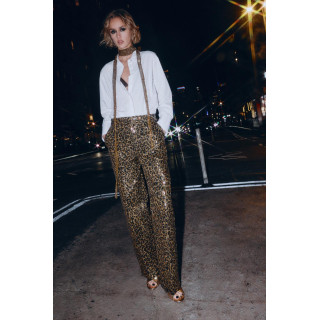 РУБАШКА ИЗ ПОПЛИНА С БУСИНАМИ НА ПЛАНКЕ