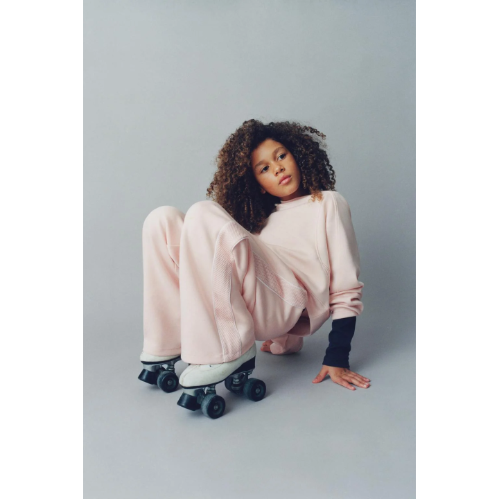 БРЮКИ ПРЯМОГО КРОЯ С БОКОВЫМИ ВСТАВКАМИ ИЗ СЕТКИ